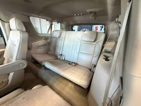 Used 2018 GMC Yukon XL Denali AWD/4WD image 26
