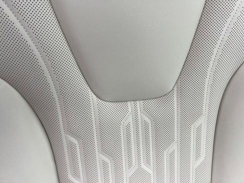 Used 2024 Buick Encore GX Avenir w/ Avenir Technology Package image 39