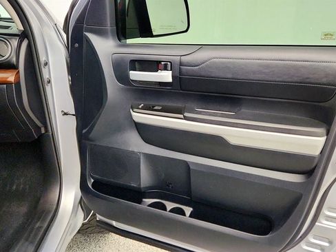 Used 2018 Toyota Tundra Limited image 27