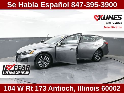 Used 2024 Nissan Altima 2.5 SV image 54