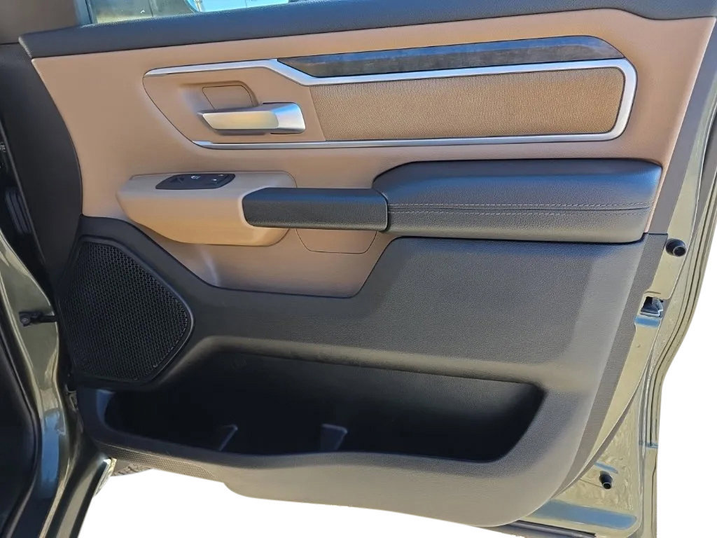 Used 2020 RAM 1500 Big Horn AWD/4WD image 20