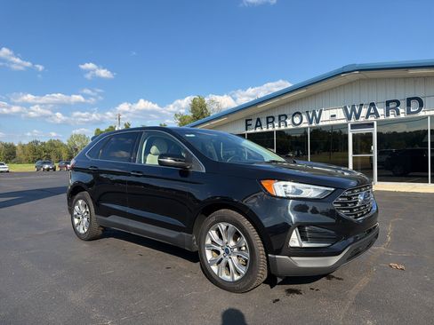 Used 2019 Ford Edge Titanium FWD image 6