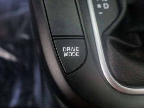 Used 2023 Kia Soul LX w/ LX Technology Package FWD image 13