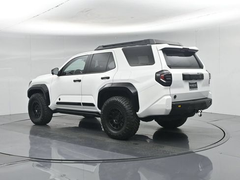 Used 2025 Toyota 4Runner Trailhunter AWD/4WD image 6