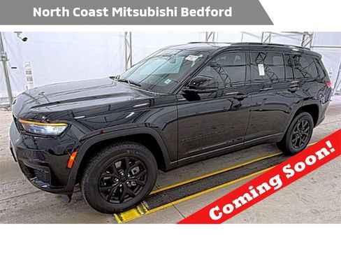 Used 2024 Jeep Grand Cherokee L Altitude image 1