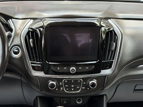 Used 2018 Chevrolet Traverse LT AWD/4WD image 29