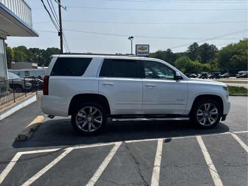 Used 2019 Chevrolet Tahoe LT w/ LT Signature Package RWD image 19