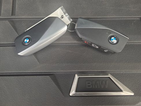 Used 2025 BMW X3 xDrive30i w/ Premium Package image 32