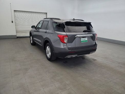 Used 2021 Ford Explorer XLT w/ Equipment Group 202A AWD/4WD image 5
