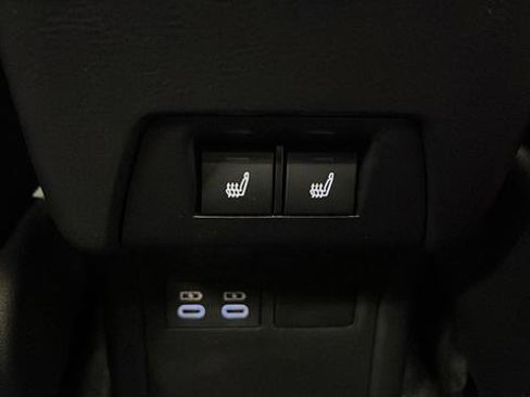 Used 2024 Toyota Prius Limited AWD/4WD image 33