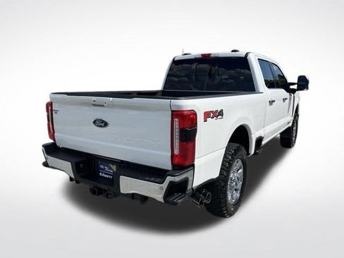Used 2026 Ford F250 Lariat w/ Lariat Premium Package AWD/4WD image 9