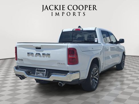 Used 2025 RAM 1500 Limited AWD/4WD image 5