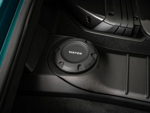 Used 2024 Porsche 718 Cayman GT4 RS w/ Weissach Package image 60