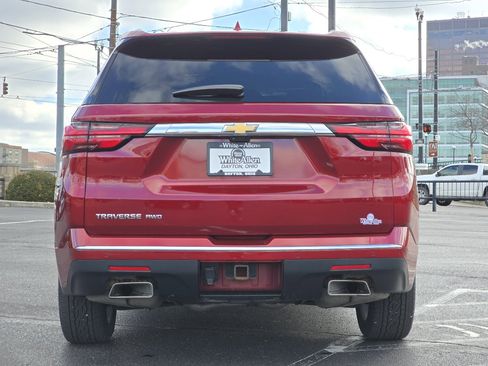 Used 2022 Chevrolet Traverse High Country image 32
