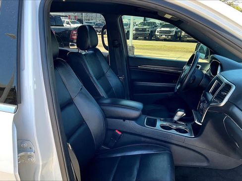 Used 2018 Jeep Grand Cherokee Limited image 9