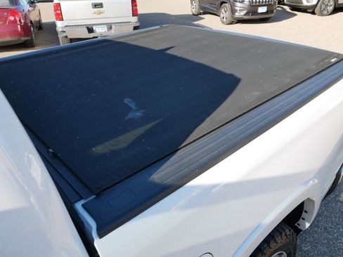 Used 2019 RAM 1500 Laramie image 35