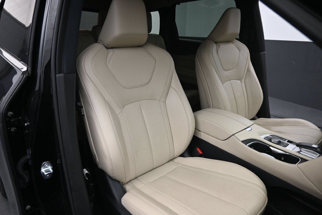 Used 2023 INFINITI QX60 Sensory AWD/4WD image 21