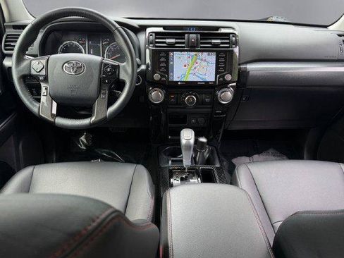 Used 2022 Toyota 4Runner TRD Off-Road Premium AWD/4WD image 3