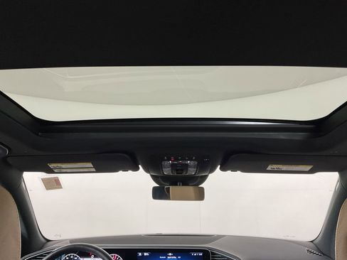 Used 2025 Mercedes-Benz GLE 450e 4MATIC image 15