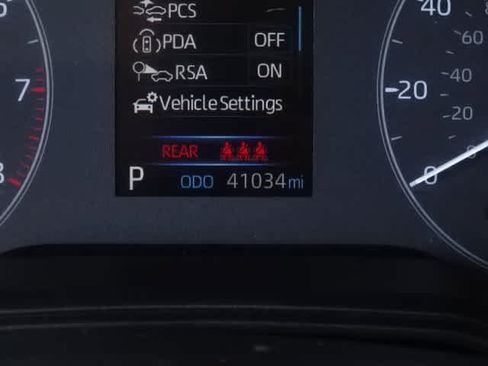Used 2024 Toyota Corolla LE FWD image 26