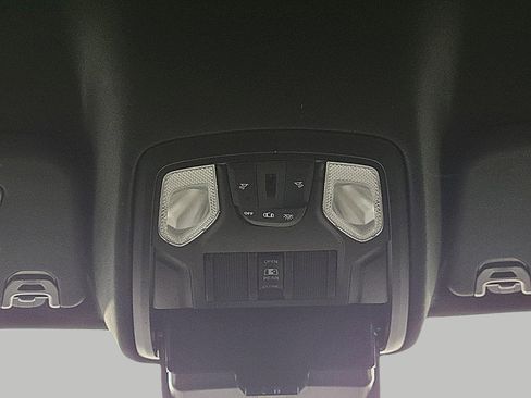 Used 2022 RAM 1500 Big Horn AWD/4WD image 47