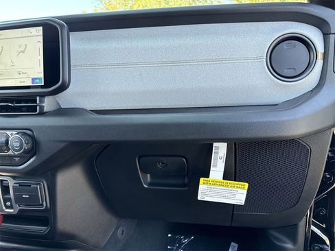 New 2025 Jeep Wrangler Sport S image 30