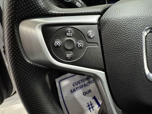 Used 2024 GMC Terrain SLE image 5