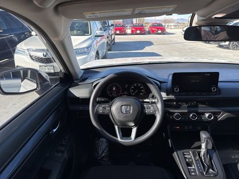 Used 2024 Honda CR-V EX image 21