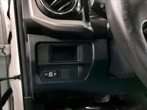 Used 2017 Toyota Tacoma SR5 w/ Tow Package image 35