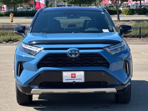 Certified 2022 Toyota RAV4 XSE AWD/4WD image 10
