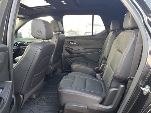 Used 2023 Chevrolet Traverse RS w/ LPO, Floor Liner Package image 11