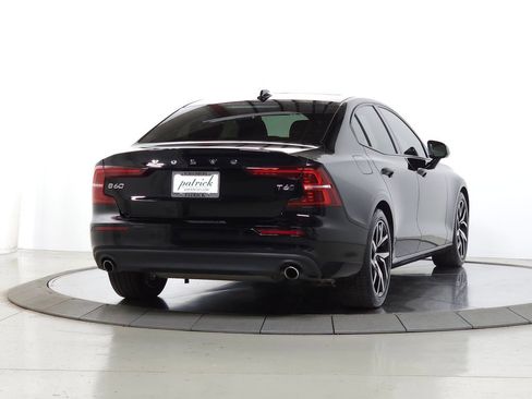 Used 2019 Volvo S60 T6 Momentum w/ Premium Package AWD/4WD image 9