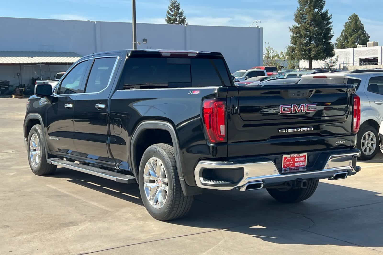 Used 2019 GMC Sierra 1500 SLT w/ SLT Premium Plus Package AWD/4WD image 7