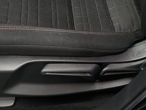 Certified 2025 Honda HR-V Sport image 24