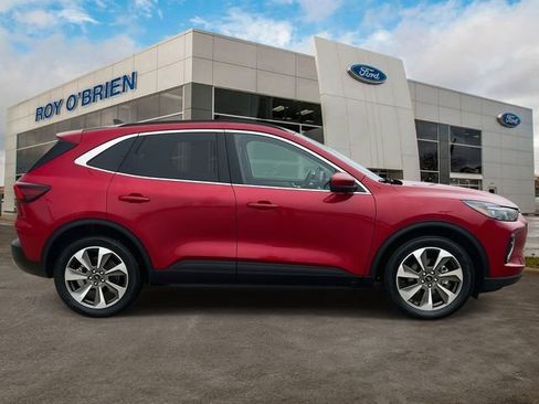 Certified 2023 Ford Escape Platinum image 6