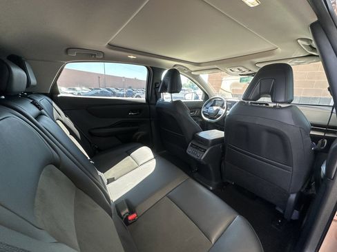 Used 2023 Nissan Ariya FWD image 43