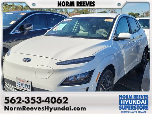 Used 2023 Hyundai Kona SE w/ Cargo Package image 1
