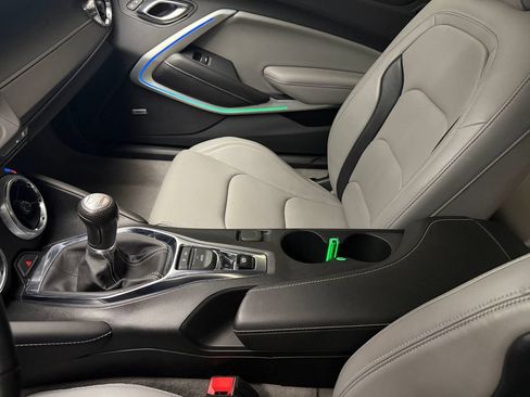 Used 2023 Chevrolet Camaro LT RWD image 30
