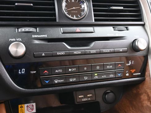 Used 2022 Lexus RX 350L FWD w/ Premium Package image 27