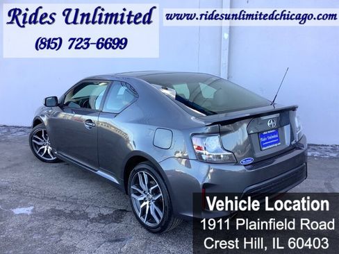 Used 2015 Scion tC image 4