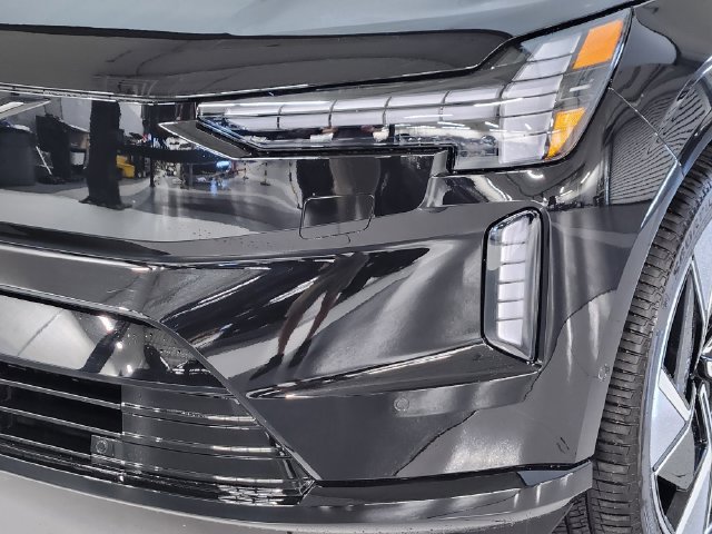 Used 2025 Volvo EX90 Ultra w/ Protection Package Premier AWD/4WD image 12