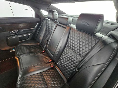 Used 2019 Jaguar XJ L Portfolio image 17