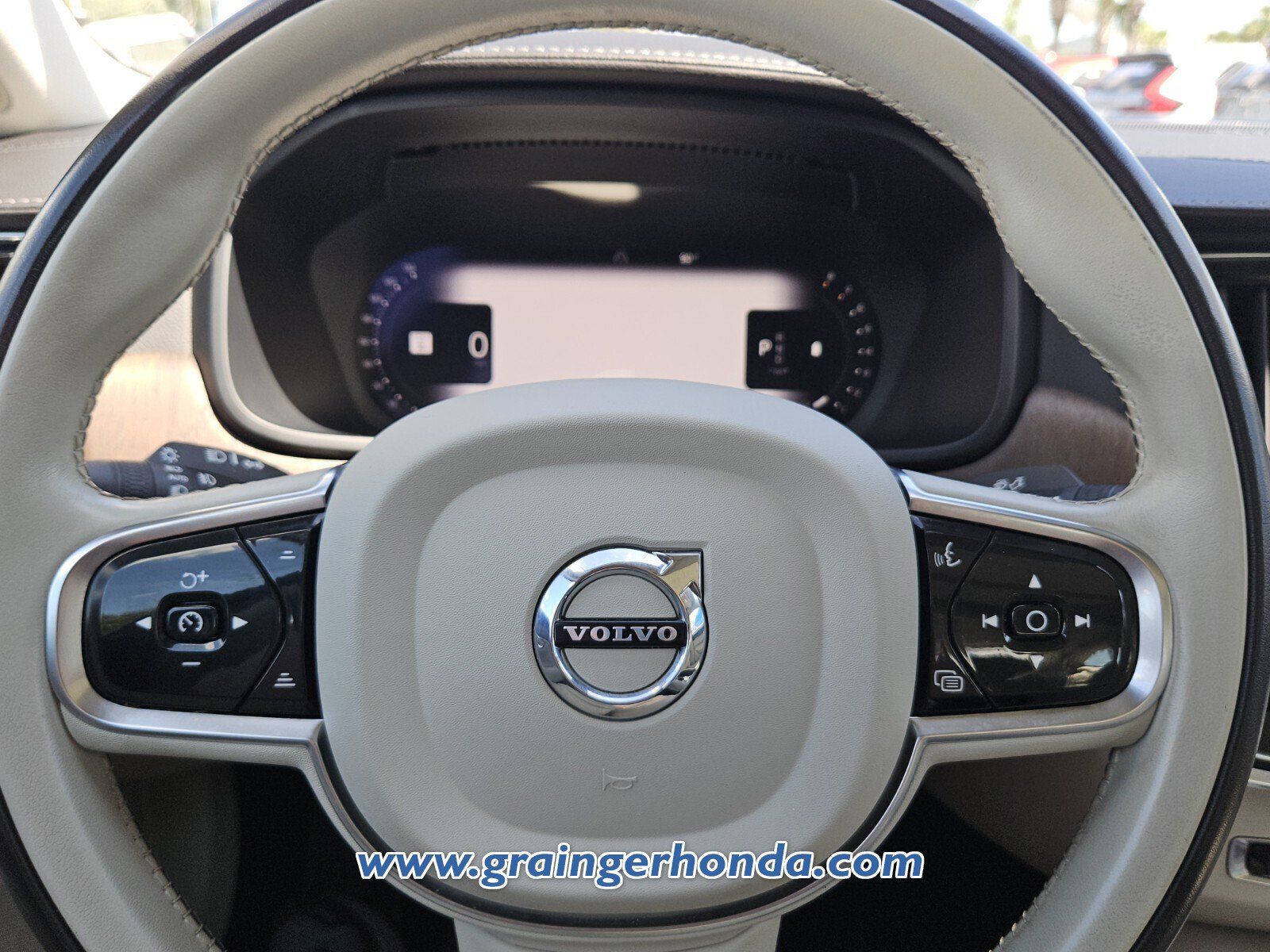 Used 2022 Volvo S90 B6 Inscription w/ Advanced Package AWD/4WD image 18