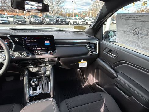 New 2026 GMC Canyon Elevation image 26