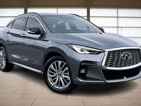 Used 2025 INFINITI QX55 Luxe w/ Cargo Package image 12