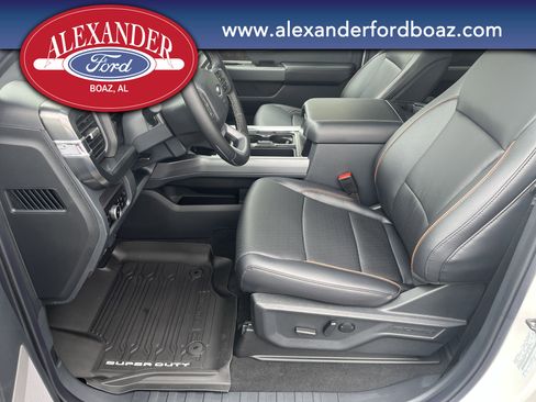 New 2025 Ford F250 Lariat w/ Lariat Ultimate Package image 14