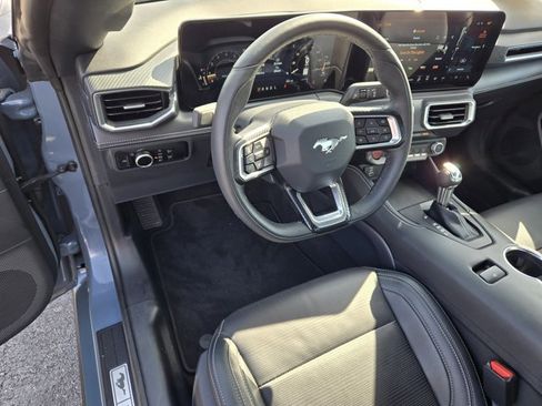 Certified 2025 Ford Mustang Premium image 25
