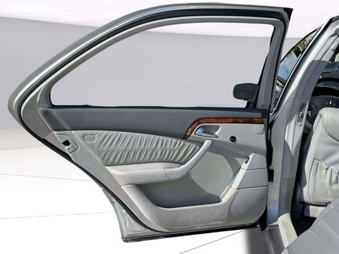 Used 2002 Mercedes-Benz S 500 image 32