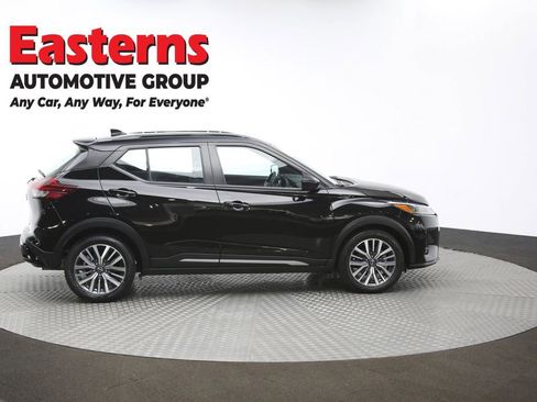 Used 2024 Nissan Kicks SR image 44