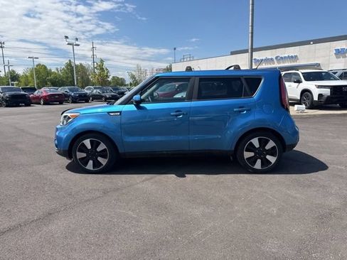 Used 2019 Kia Soul + FWD image 15